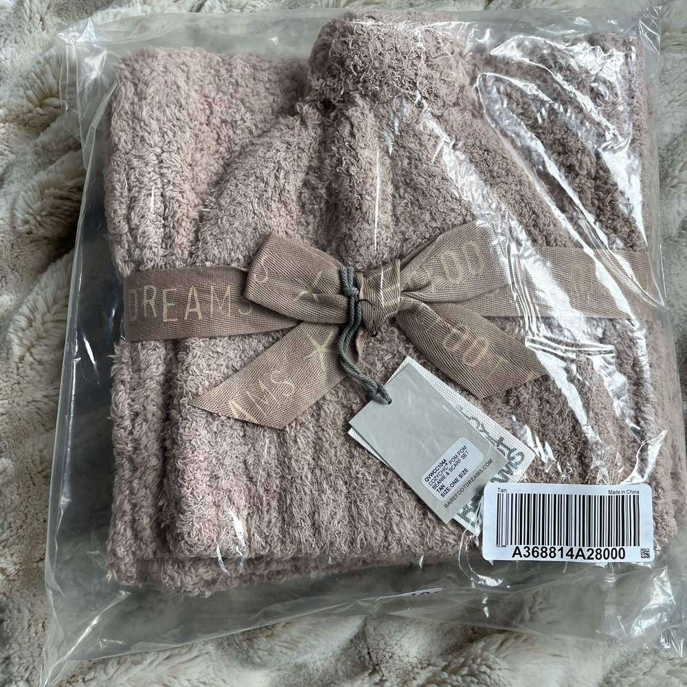 NWT Barefoot Dreams Cozychic Pom Pom Beanie & Scarf Set - Tan